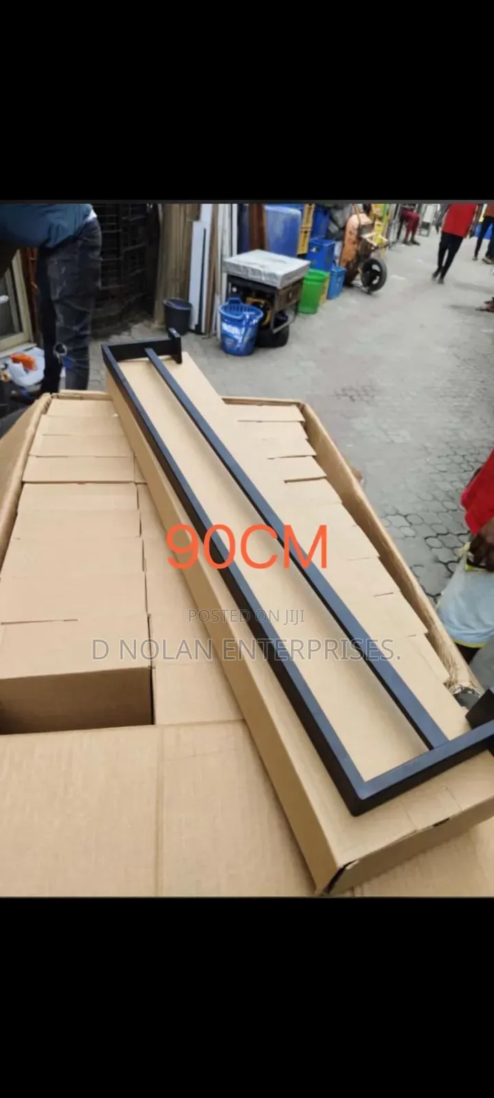 90cm Black Towel Rail
