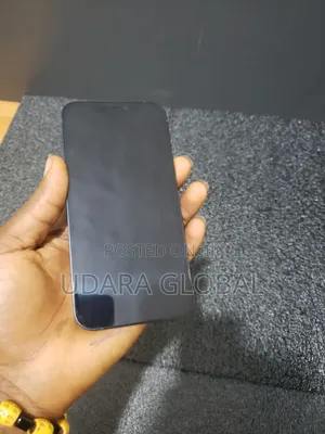 Apple iPhone 12 64 GB Black