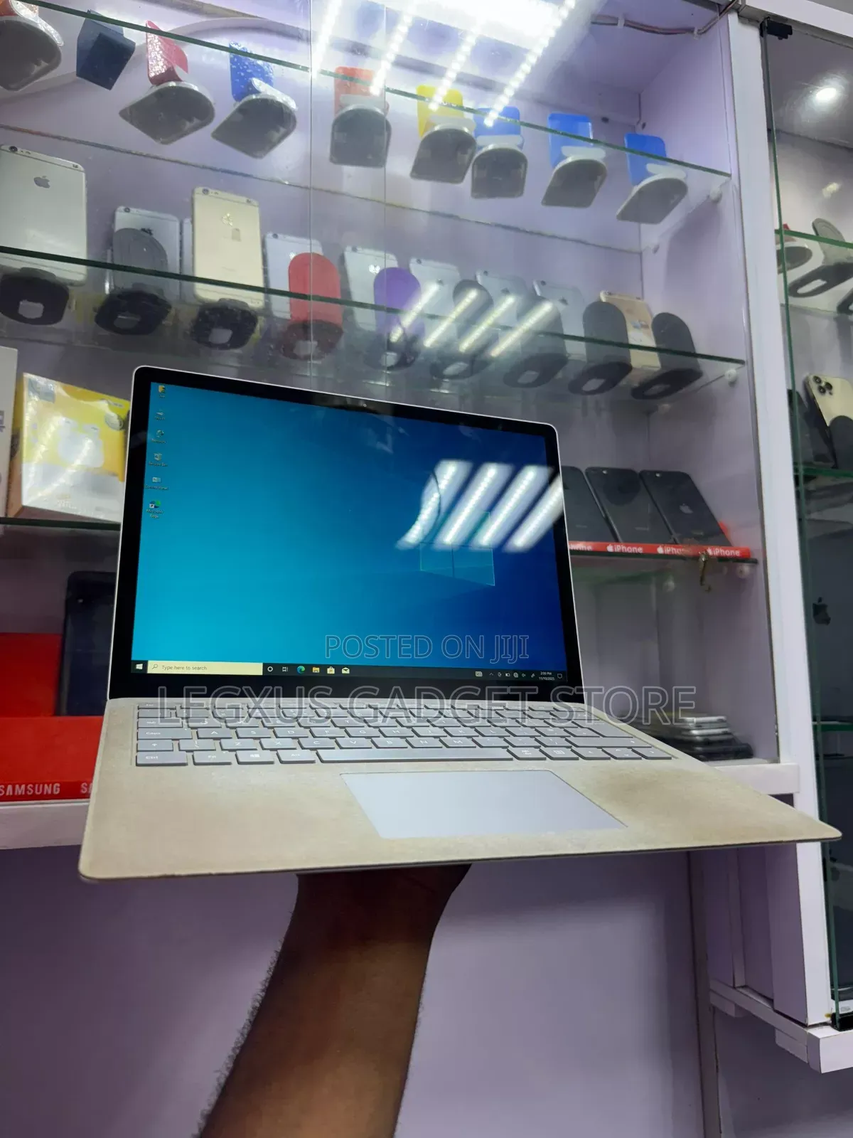 Laptop Microsoft Surface Laptop 8GB Intel Core I5 SSD 128GB