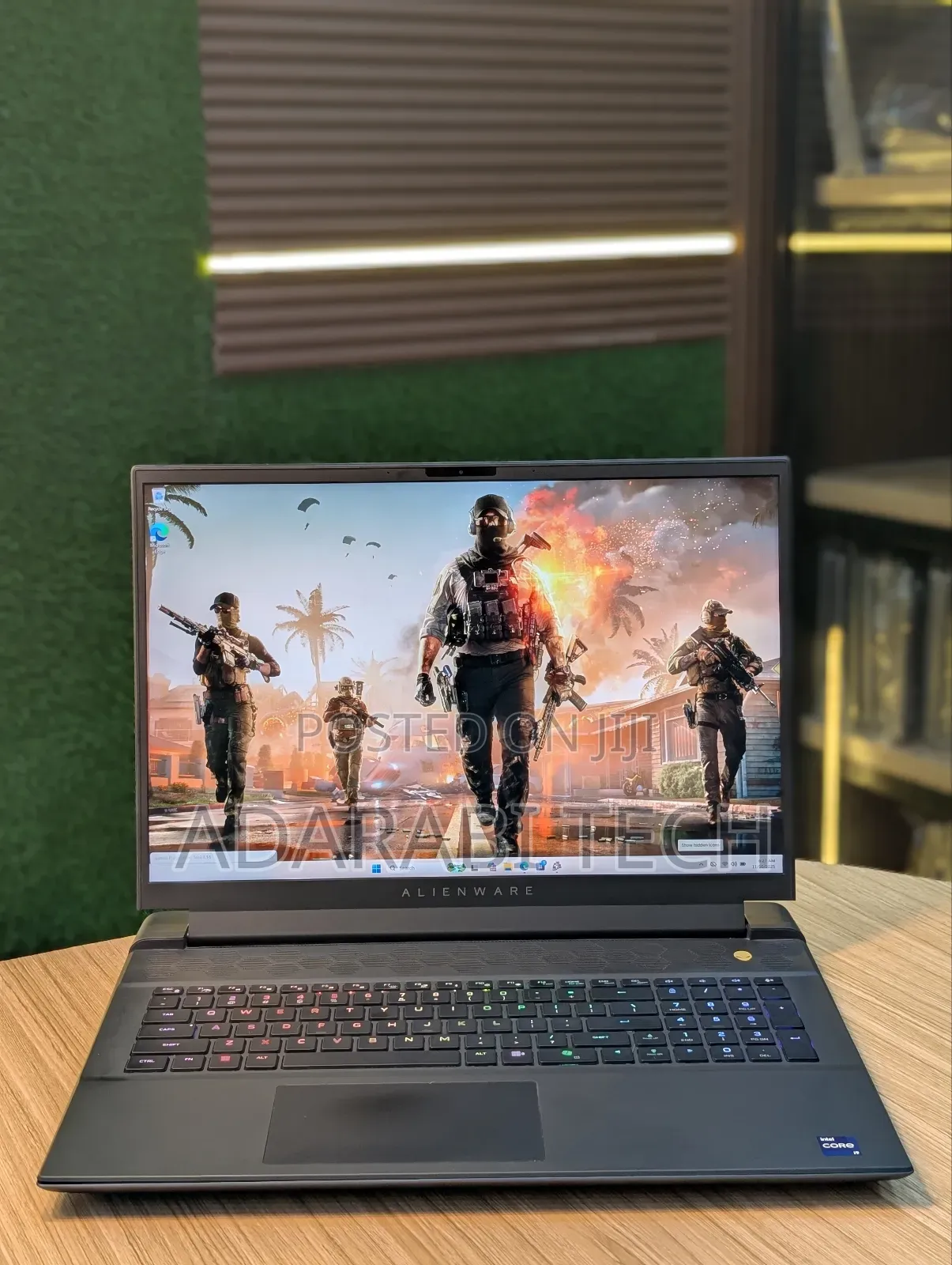 Laptop Dell Alienware M18 R2 48GB Intel Core I9 SSD 2T