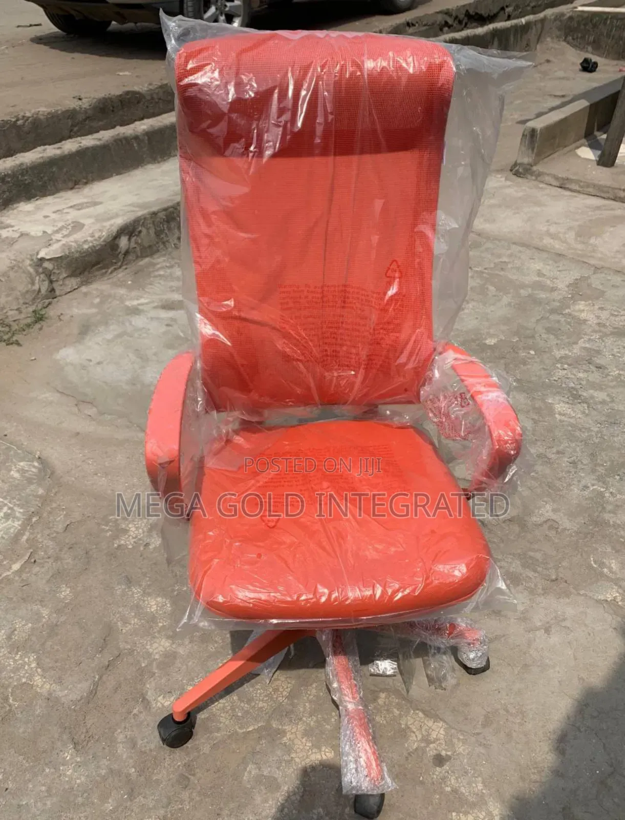 Durable Swivel Chair