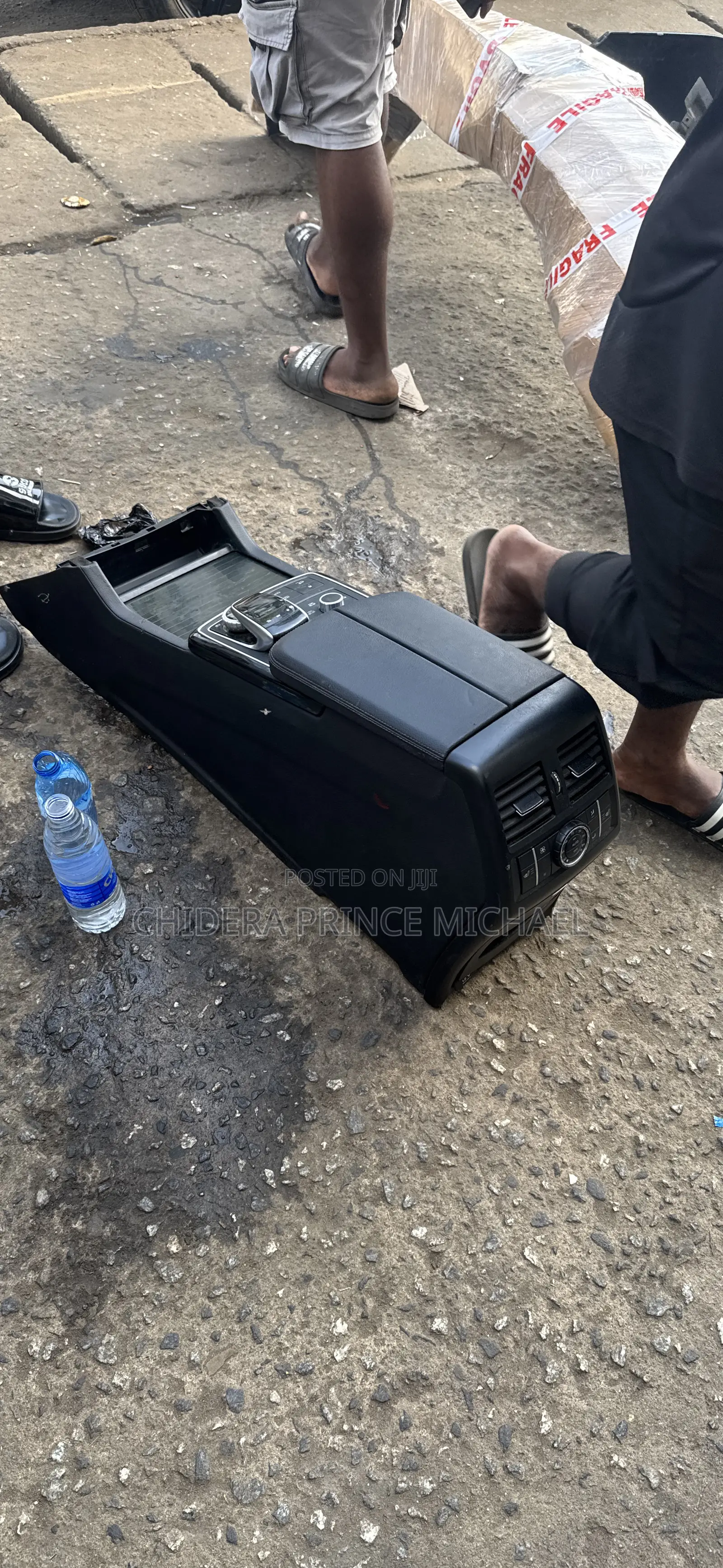 Complete Center Console for Gle350 2016/2018 Model