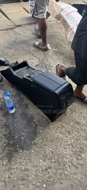 Complete Center Console for Gle350 2016/2018 Model