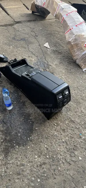 Complete Center Console for Gle350 2016/2018 Model