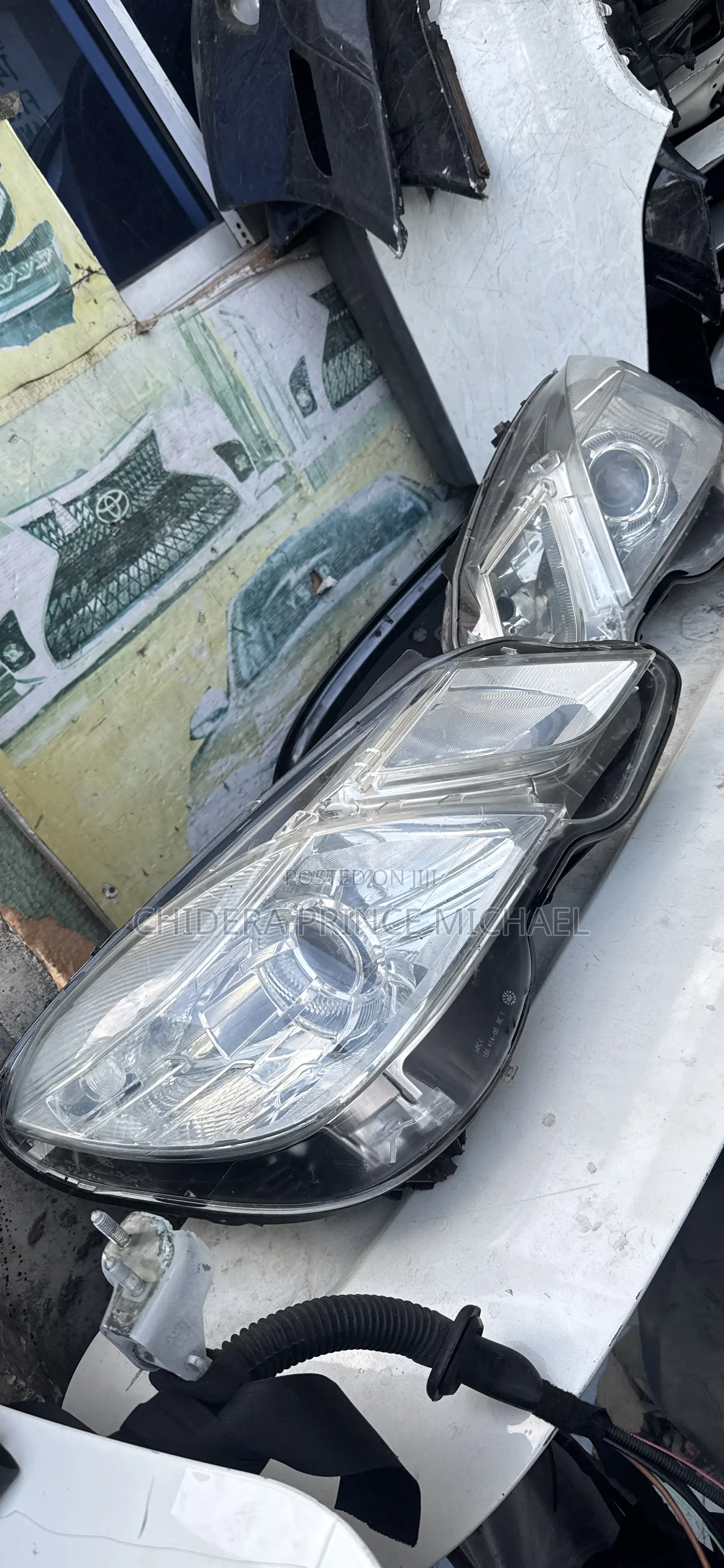 Headlights for E350 2010 Model Non Charger