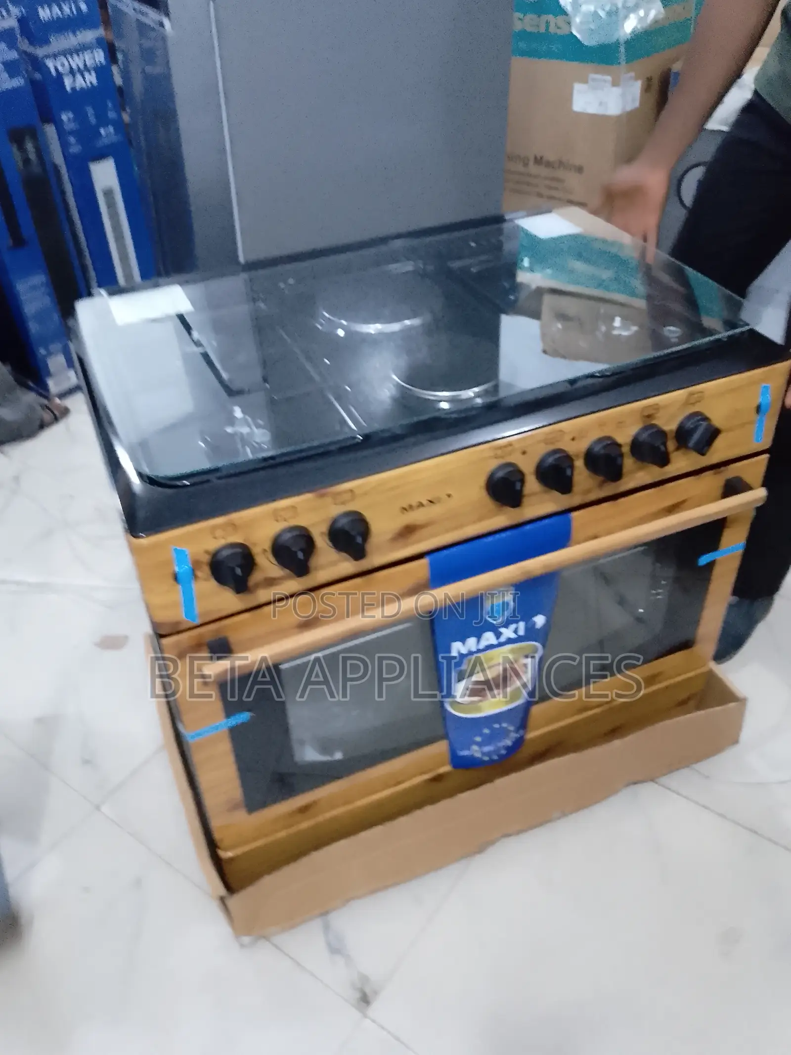 Maxi 4+2 Cooker – Perfect for Everyday Cooking