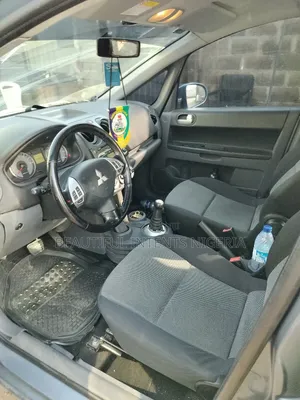 Mitsubishi Colt 2009 Gray