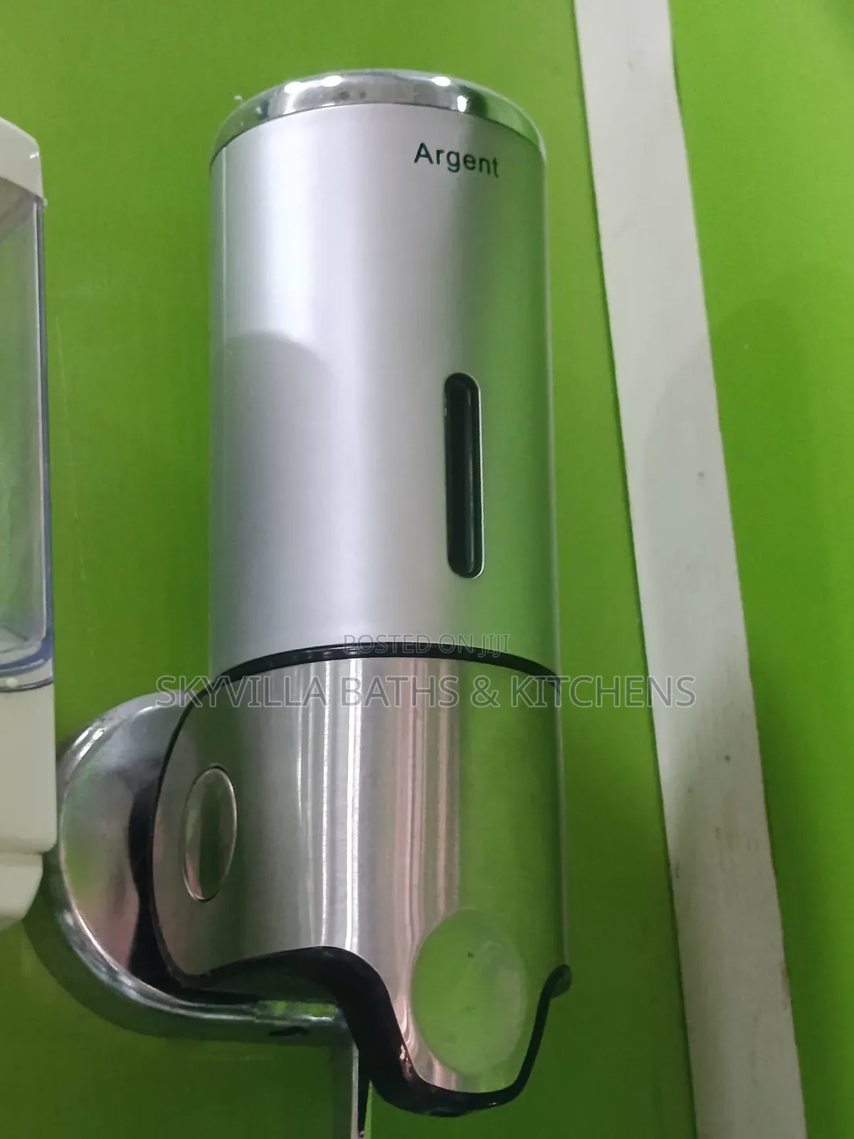 Plastic Liquid/Soap Dispenser.