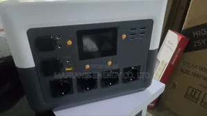 1500 Watt Solar Generator With Foldable Panel