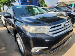 Toyota Highlander Limited 3.5l 4WD 2013 Black
