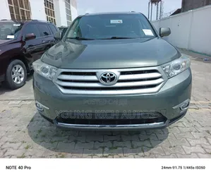 Toyota Highlander 2013 Gray