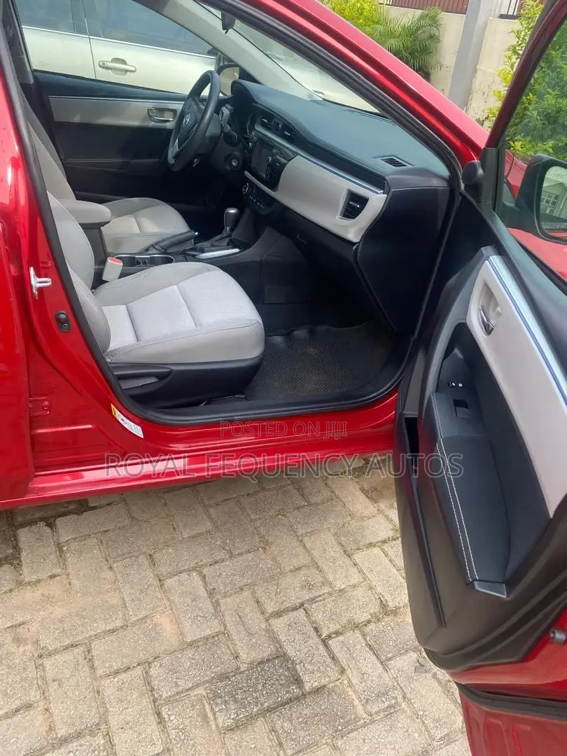 Toyota Corolla 2014 Red