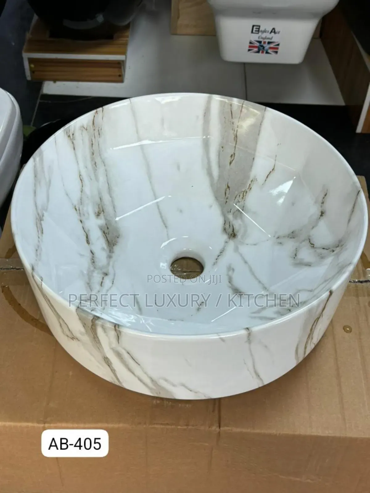Canter Top Basin