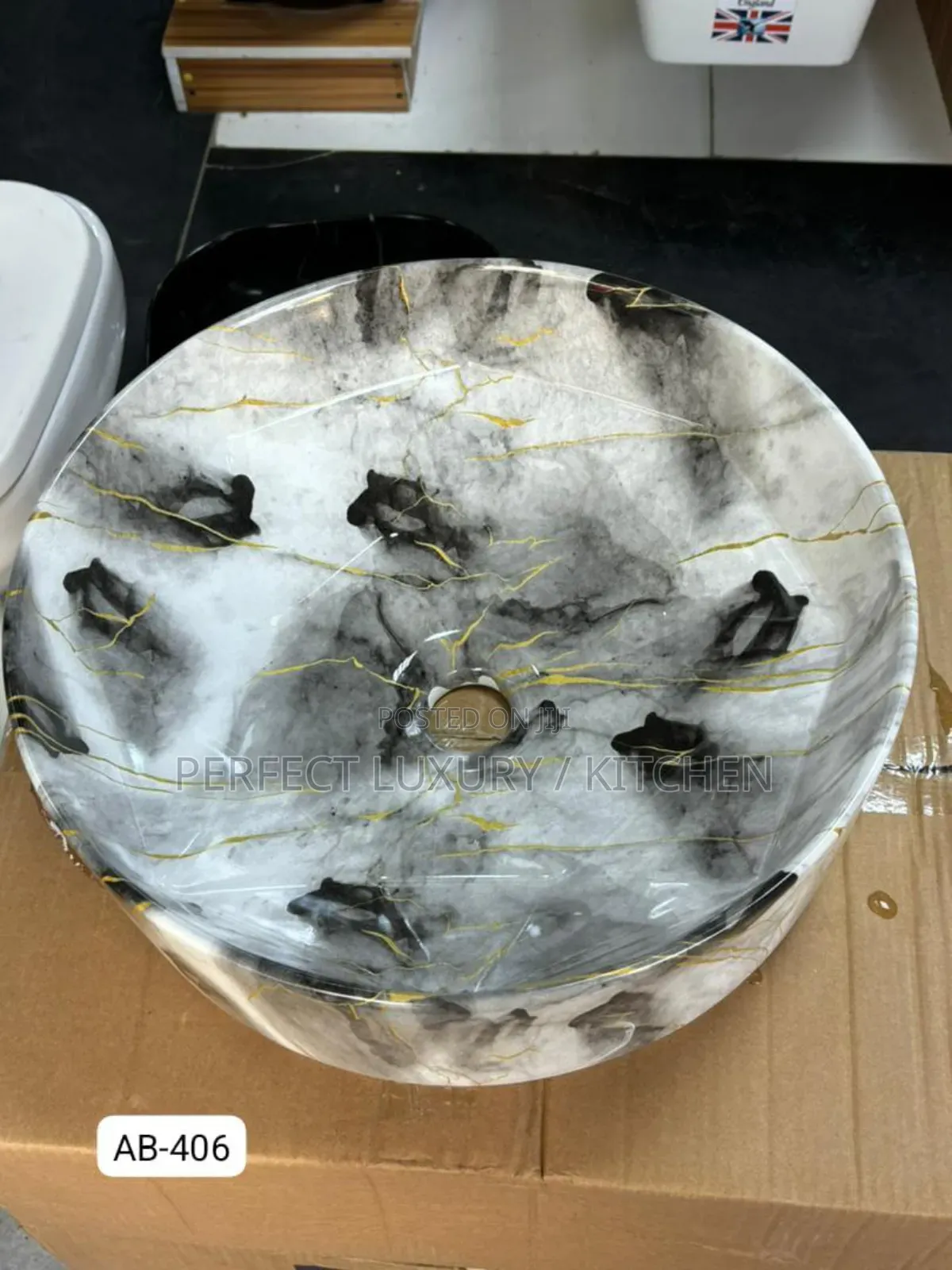 Canter Top Basin