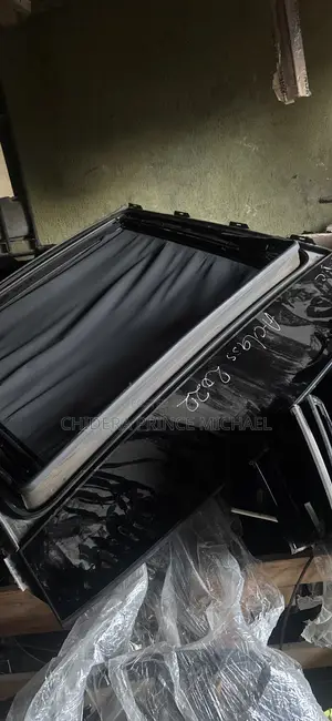 Complete Roof Glass for A220/A250 Model 2020/2025