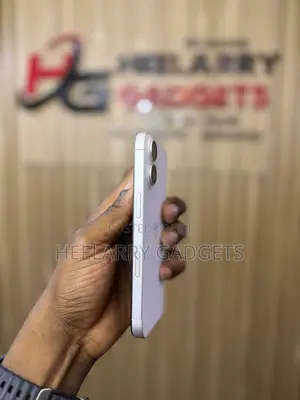 Apple iPhone 16 128 GB White