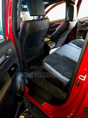 New Toyota Hilux 2024 Red