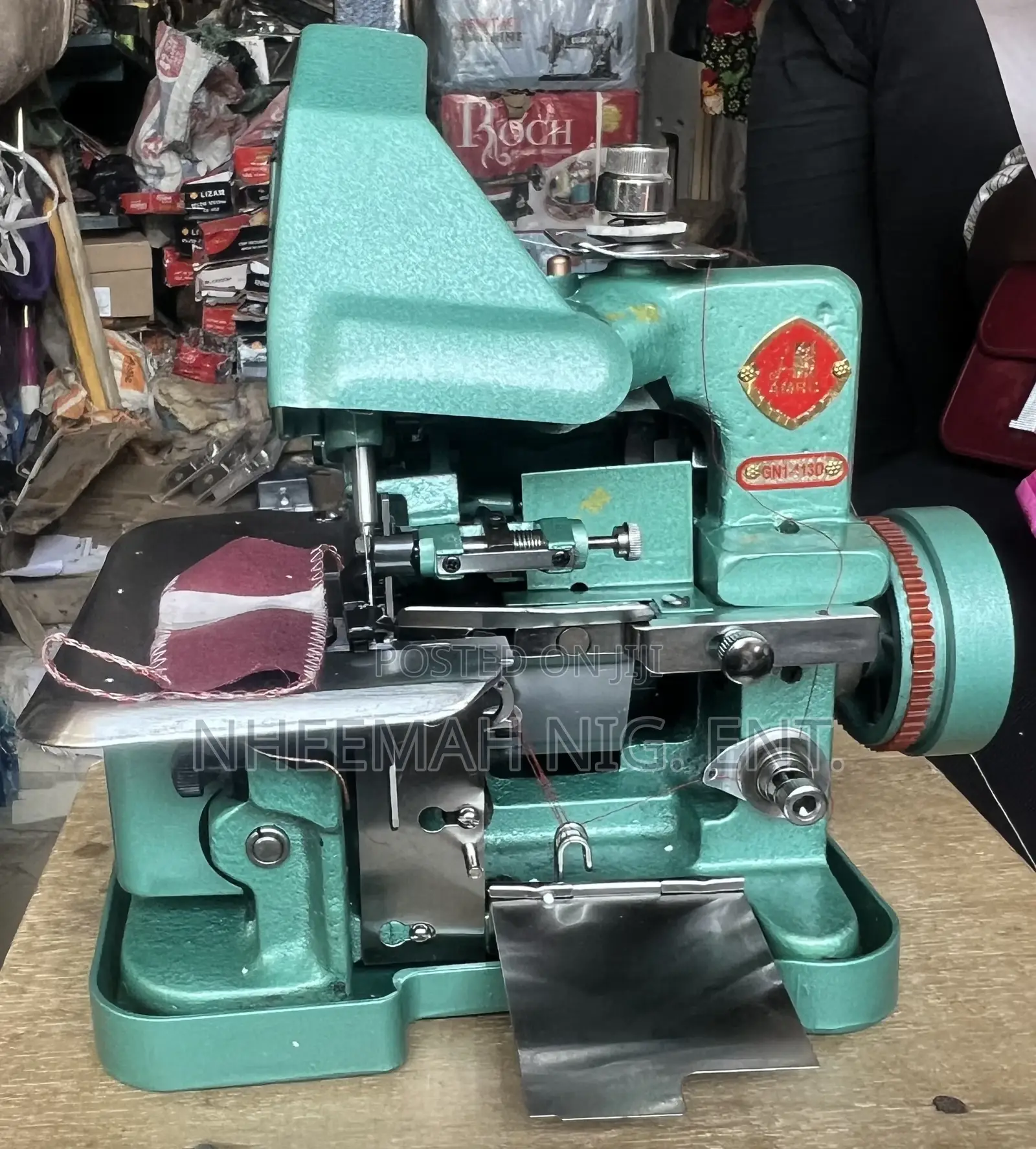 Overlock Sewing Machine