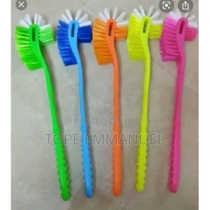 5 PCS Handle Toilet Cleaning Brush Sided Curve
 