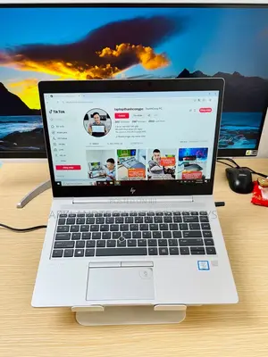 New Laptop HP EliteBook 8560W 12GB Intel Core i5 SSD 256GB