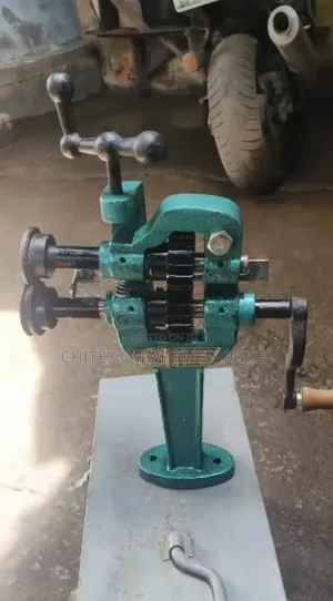 Hand-operated Jennying Machine/ Bead Roller Or Edging Machine
