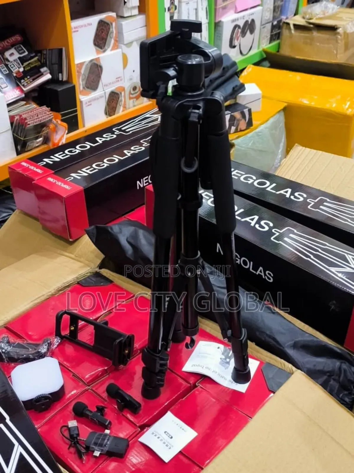 Vlogging Kit 5ft Tripod Stand Lapel Mic, Light, Content Creator Kit