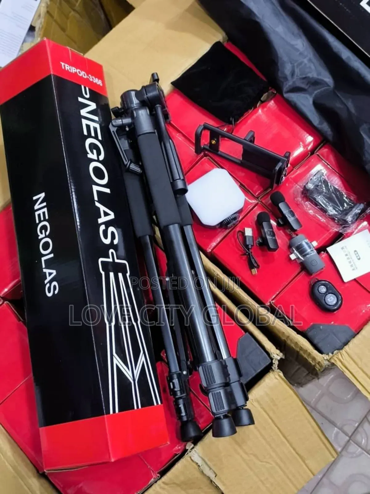 Vlogging Kit 5ft Tripod Stand Lapel Mic, Light, Content Creator Kit