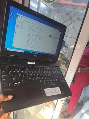 Laptop Dell Latitude e5540 4GB Intel Core i5 HDD 500GB
