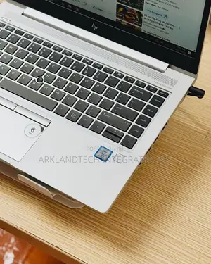 New Laptop HP EliteBook 840r G4 16GB Intel Core i5 SSD 256GB