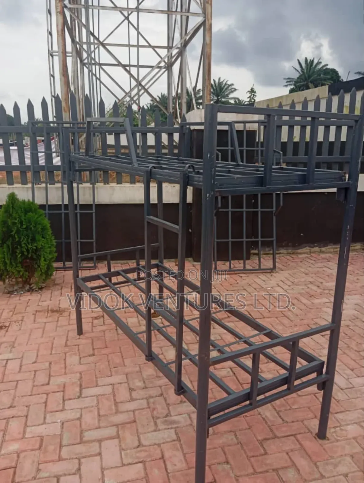 Metal/Iron Bunk Bed