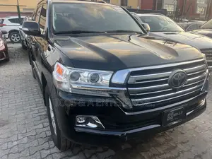 Toyota Land Cruiser 5.7 V8 VXR 2016 Black