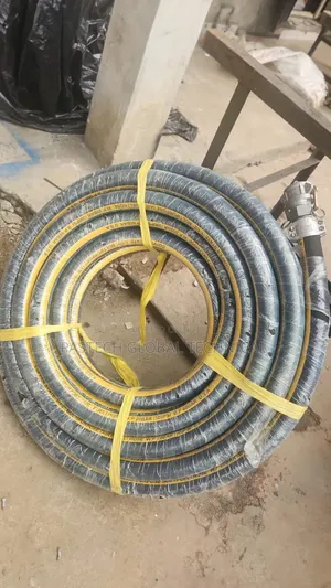 1-1/2" X 30 Meters Air/Fuel Hose (Wp 20 Bar / 300psi)