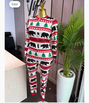 Pyjamas Make/Female