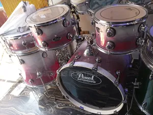 Pearl Roadshow Drum Set