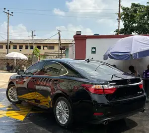 Lexus ES 350 FWD 2014 Black