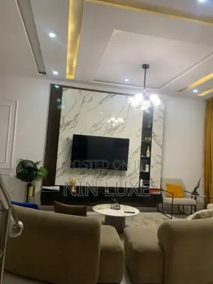 4bedroom Tastefully Shared Furnished Apartment