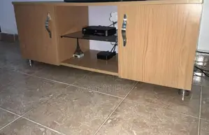 Tv Stands in Good Condition