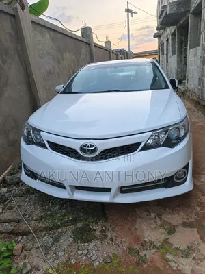 Toyota Camry 2015 White