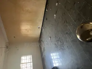 3bdrm Townhouse / Terrace in Private, Apo District for rent