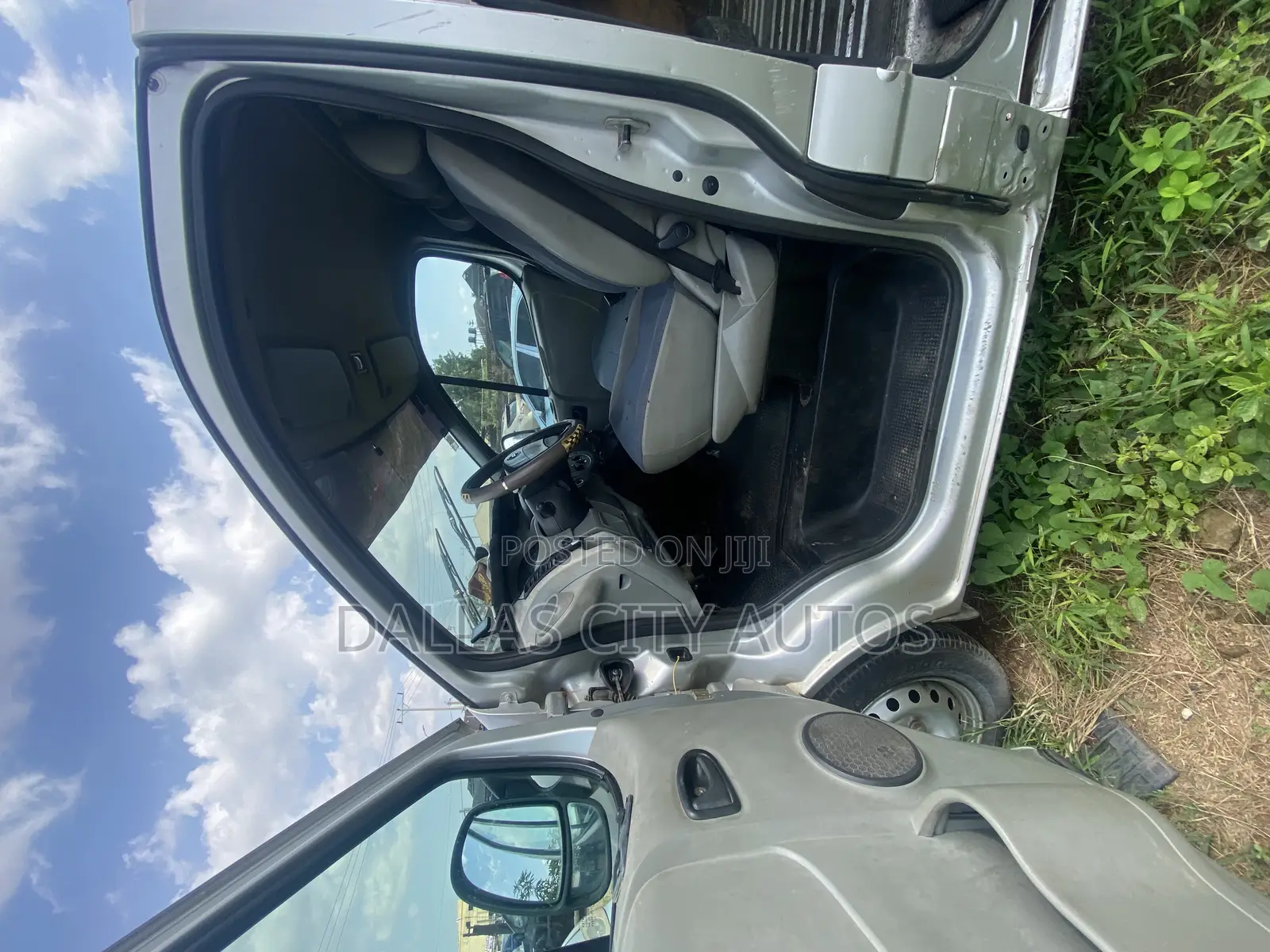 Nissan Serena 2001 Grey