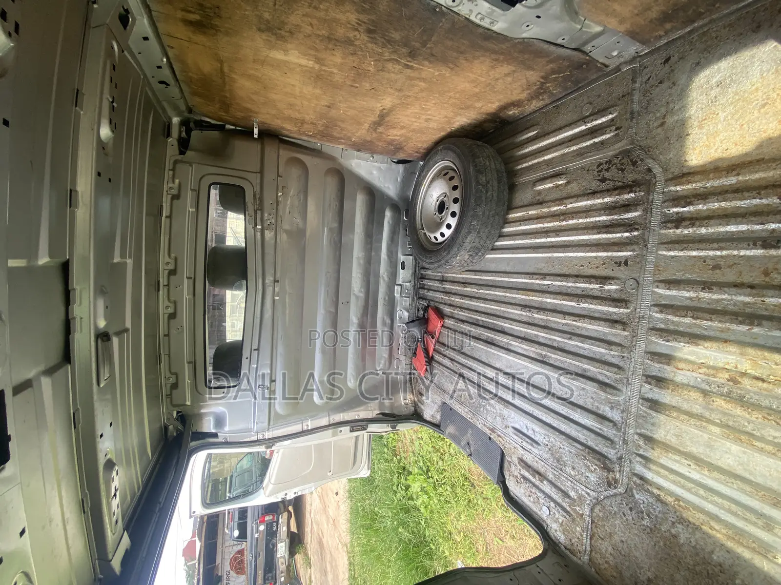 Nissan Serena 2001 Grey