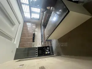 Furnished 5bdrm Townhouse / Terrace in Private, Apo District for rent