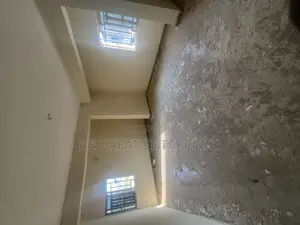 3bdrm Block of Flats in Private, Galadimawa for rent
