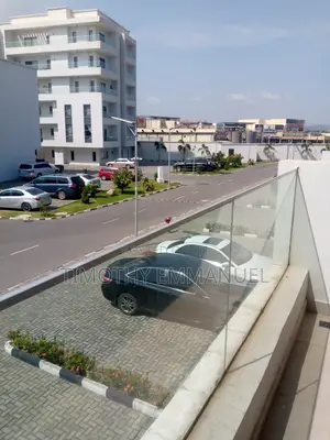 3bdrm Block of Flats in Jabi Lake for rent