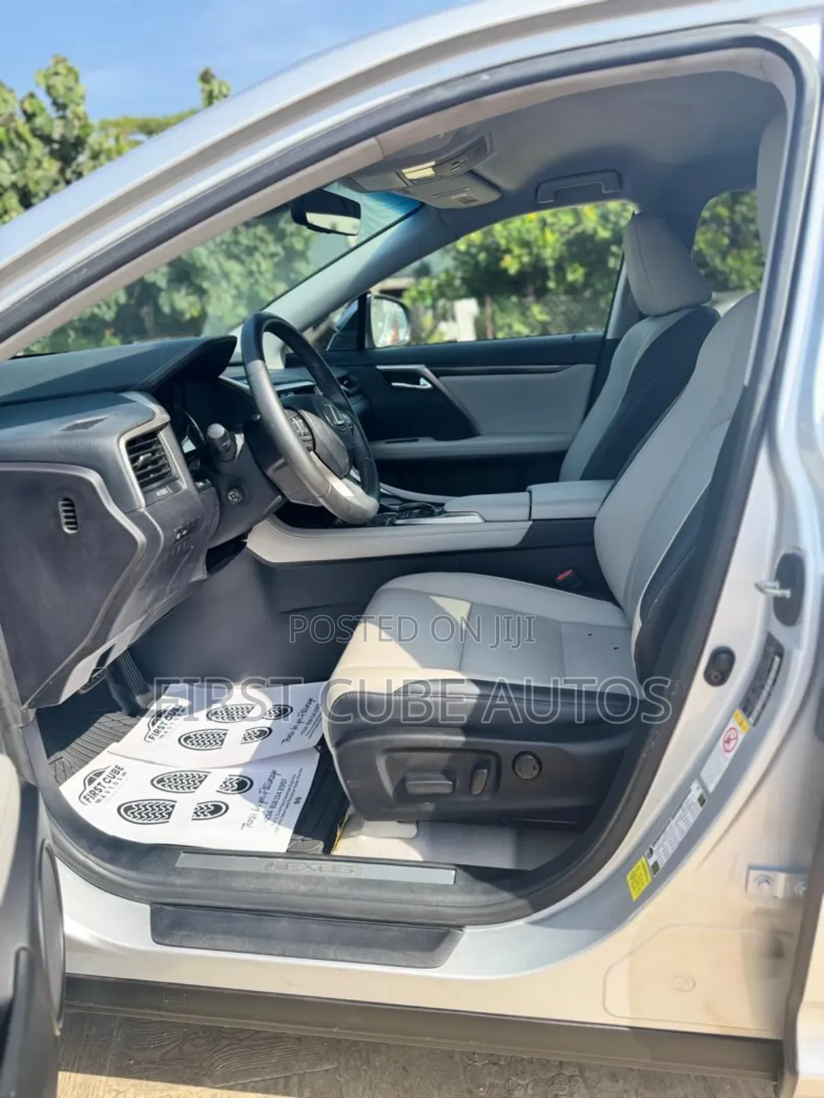 Lexus RX 350 FWD 2018 Silver