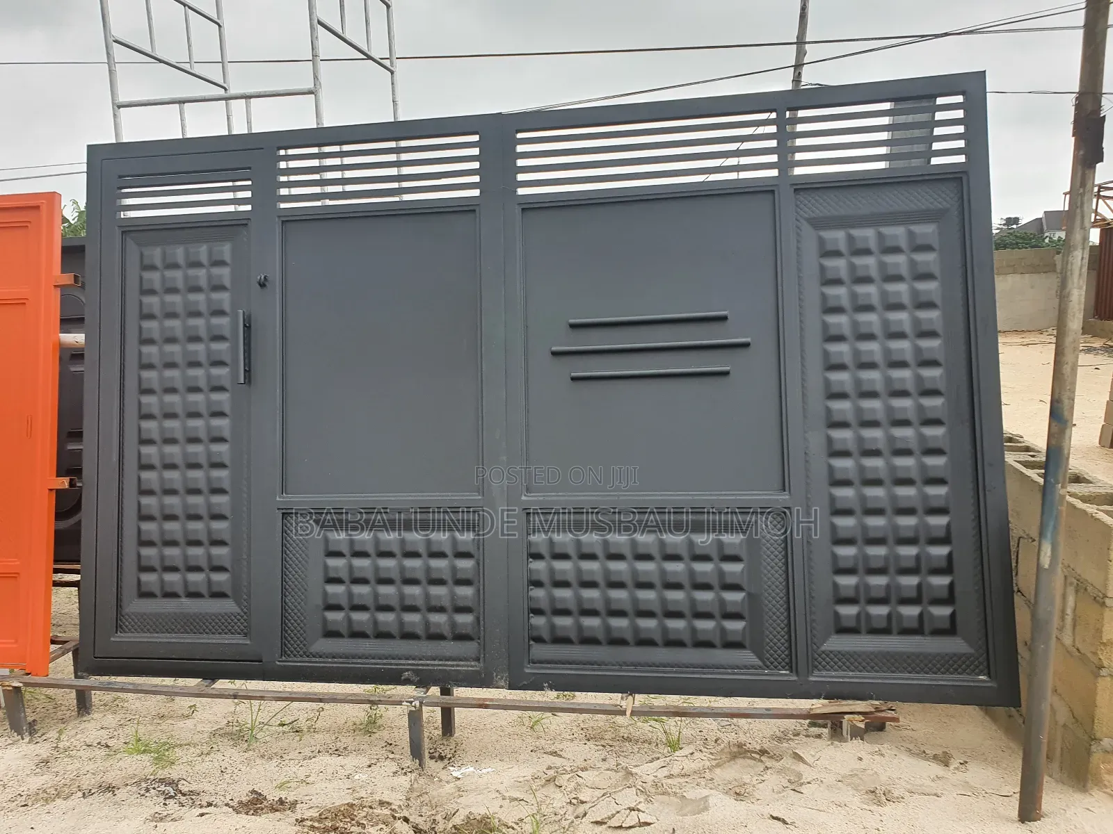 Conventional House Gate