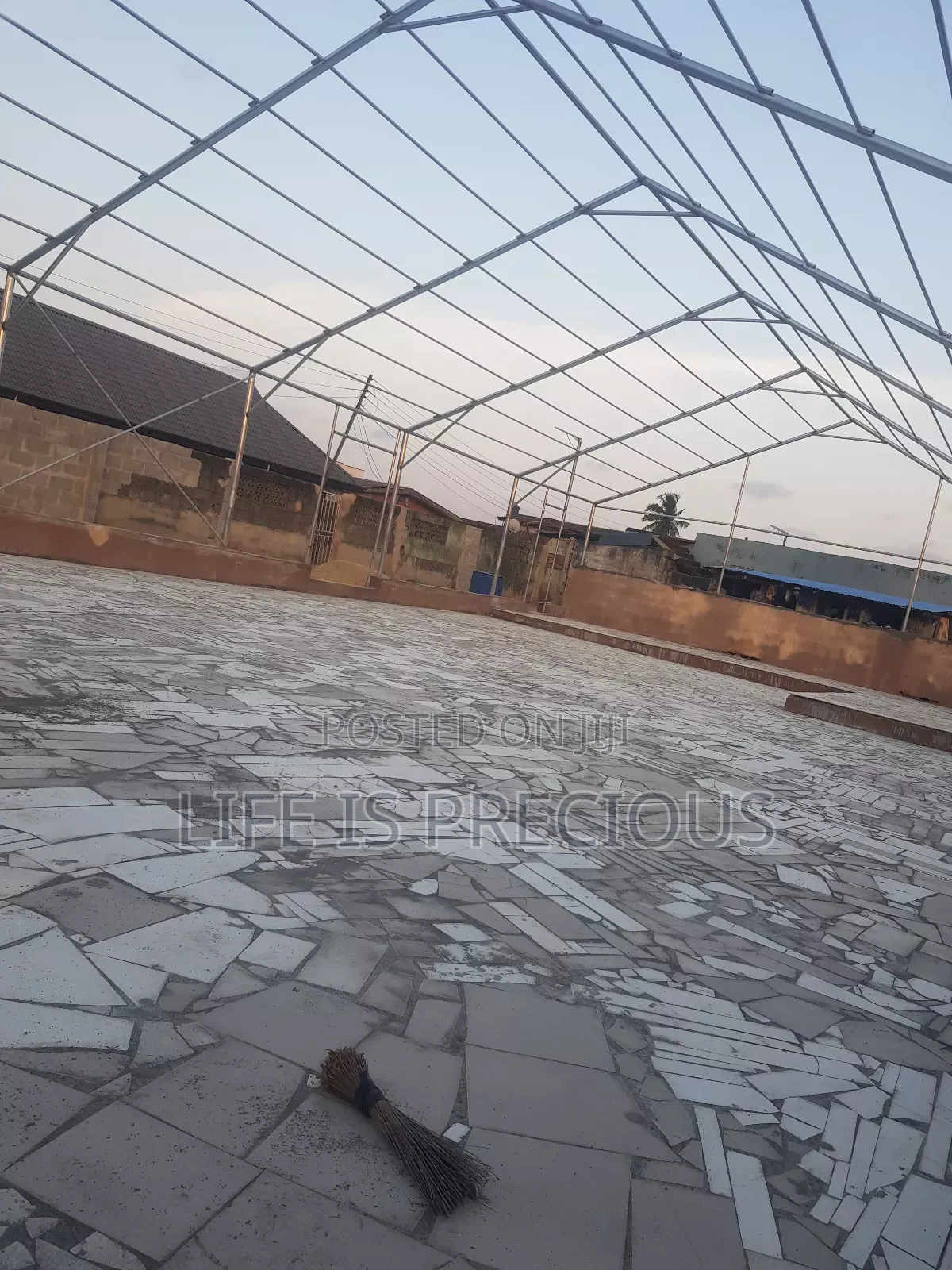 Metal Frame Tent Structure