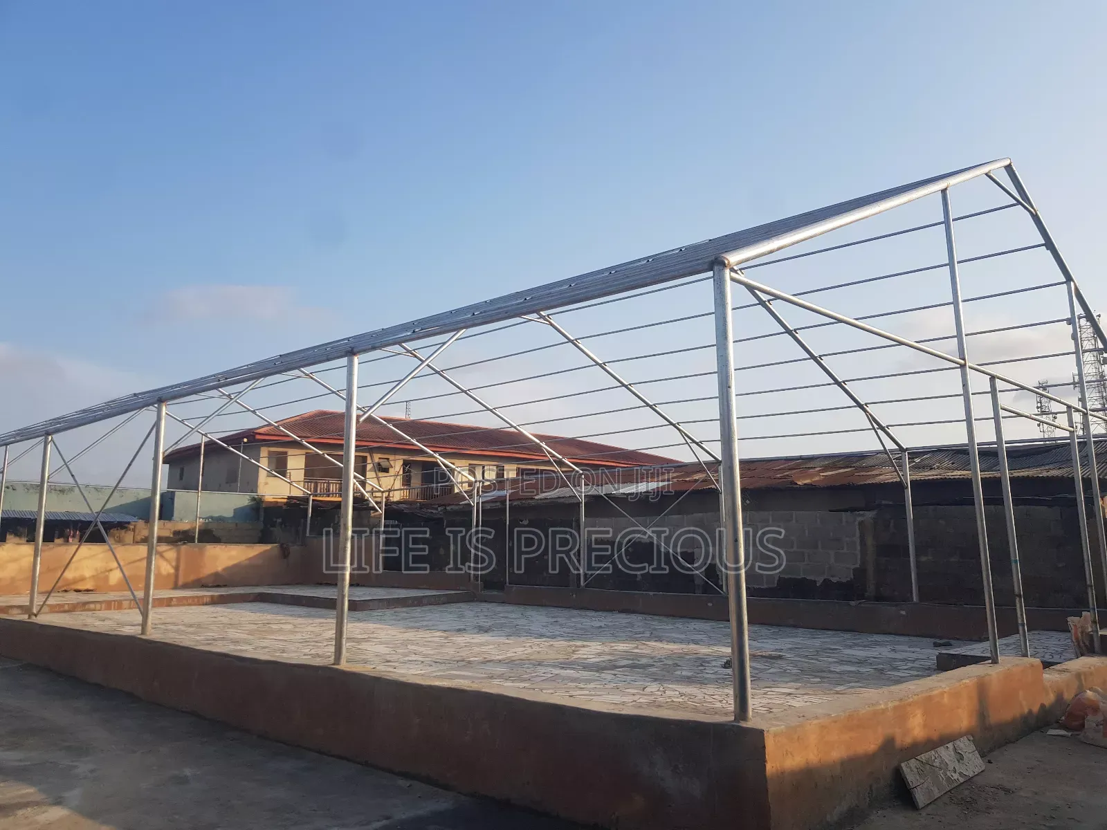 Metal Frame Tent Structure