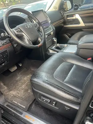 Toyota Land Cruiser 5.7 V8 VXR 2016 Black