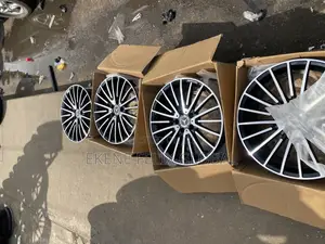 19r Mercedes Benz